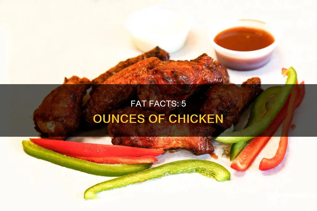 how many grams of fat in 5 oz of chicken