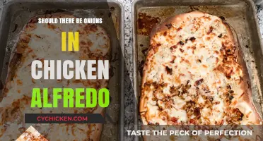 Onions in Chicken Alfredo: Culinary Debate or Delicious Addition?